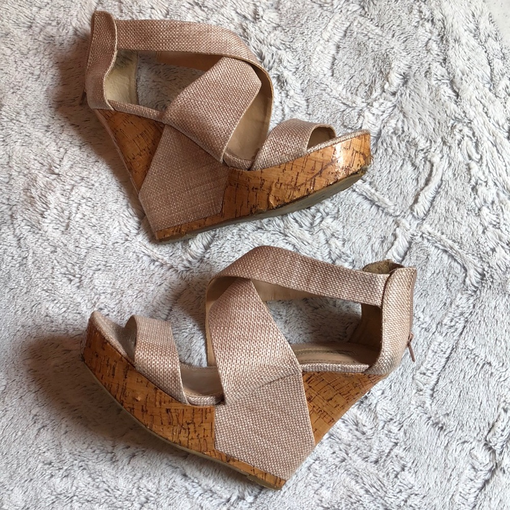 BCBG wedge platform heels